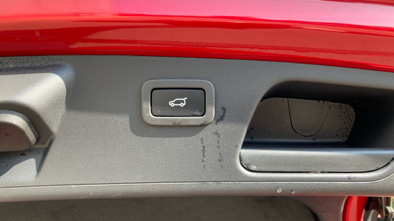 Jaguar E-Pace 1.5 P300e R-Dynamic SE 5dr Auto Estate